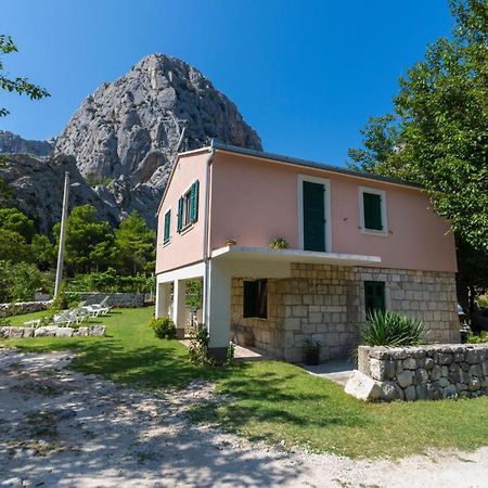 Lovely Apartment In Omis With Kitchen Exteriér fotografie